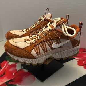 Nike Air Humana Future Movement Dark Russet Pink Oxford Men’s Sz 8 Women’s 9.5